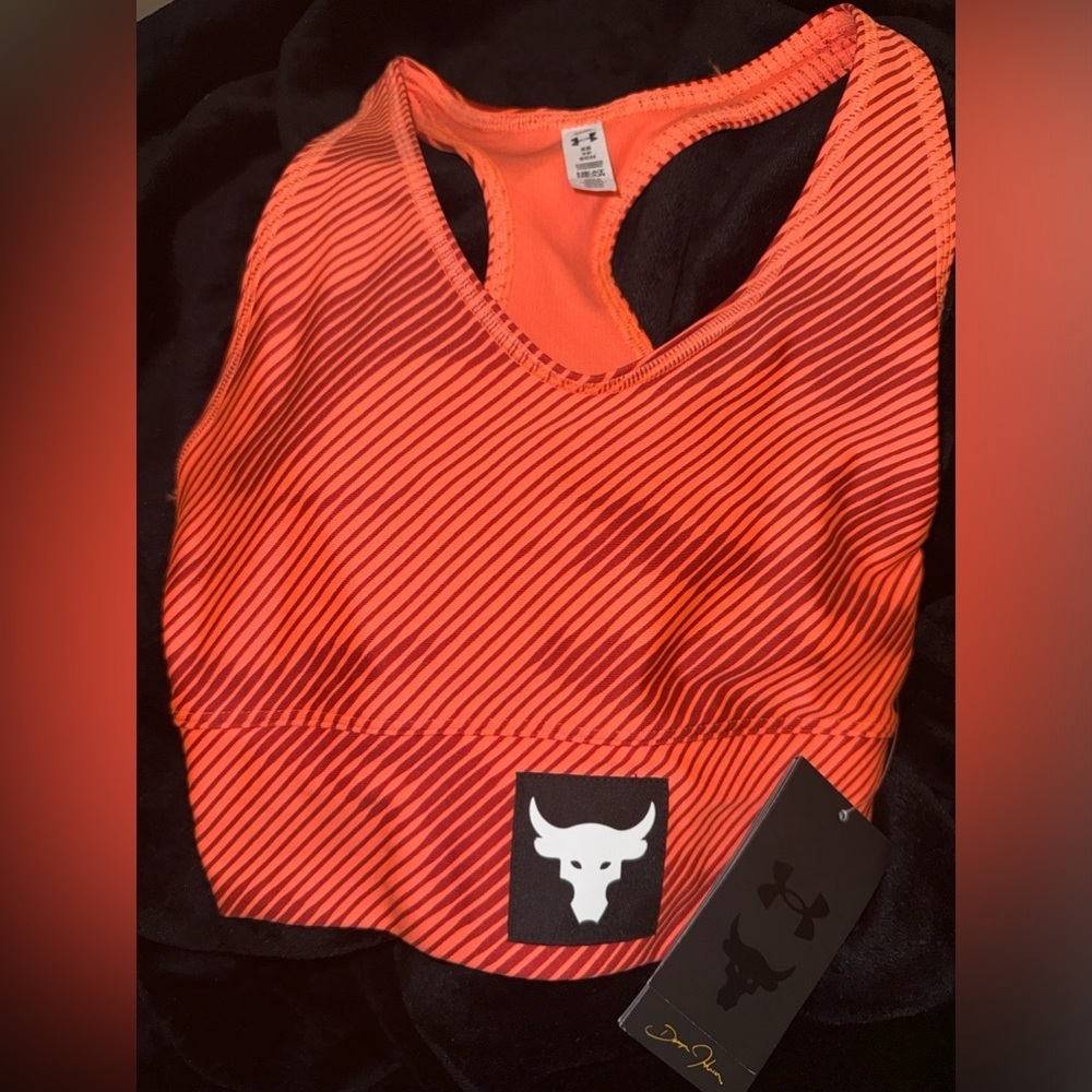 Under Armour Women's Project Rock HeatGear® Sports Bra size small NWT - Picture 3 of 8